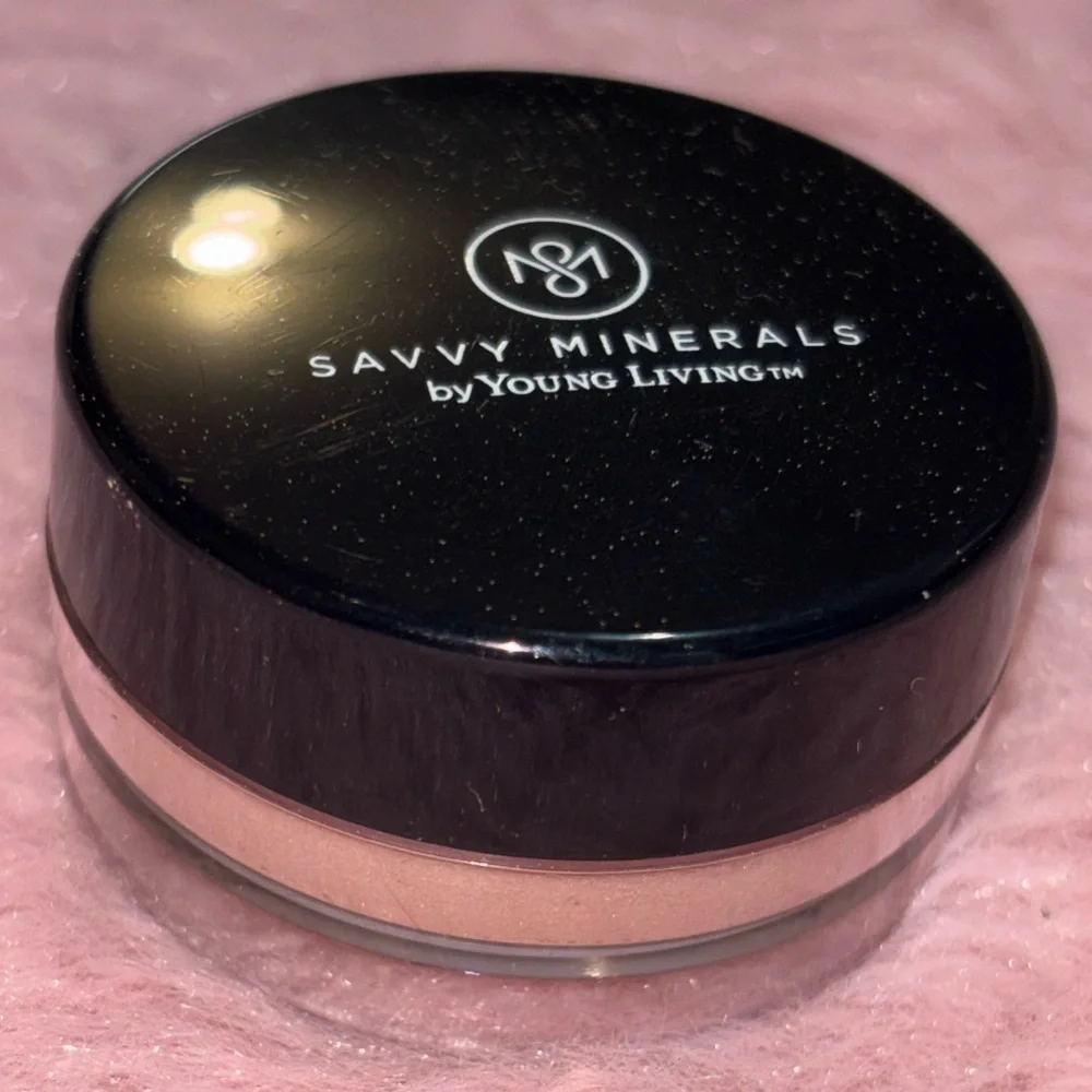 Savvy Minerals by Young Living Eyeshadow